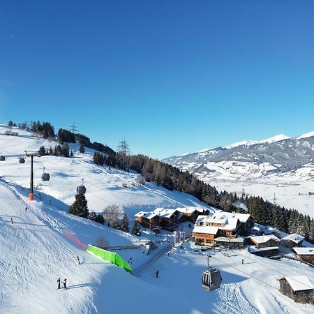 Chaletdorf Zaglgut Kaprun Ski In&Ski Out Exterior foto