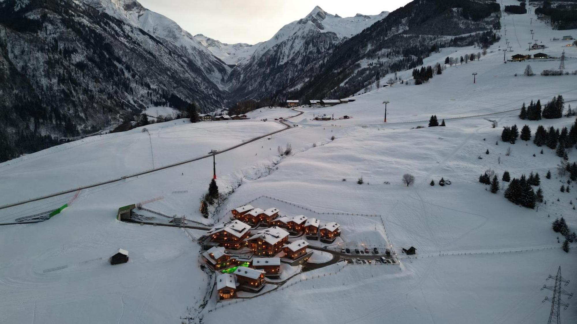 Chaletdorf Zaglgut Kaprun Ski In&Ski Out Exterior foto